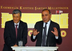 CHP DEN, HAVUZ MEDYASINA KONGRE TEPKİSİ